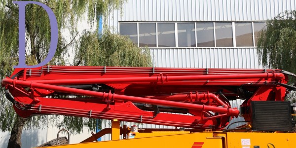 混凝土輸送泵的各種分類以及性能特點(diǎn)？