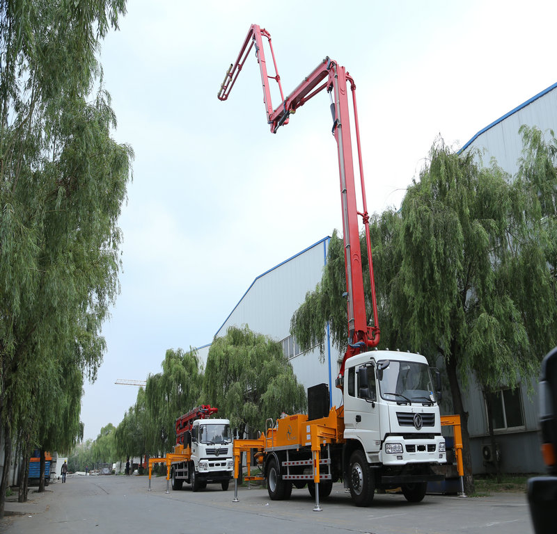 小型混凝土泵車,小型泵車,天泵 小型混凝土泵車,小型泵車,天泵