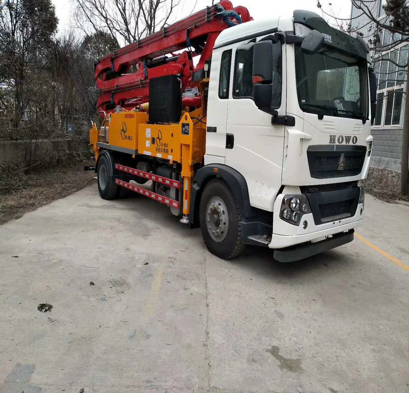 小型混凝土泵車,天泵,小型泵車 小型混凝土泵車,天泵,小型泵車