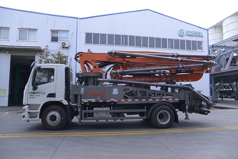 青島混凝土泵車價格 (11) 青島混凝土泵車價格 (11)