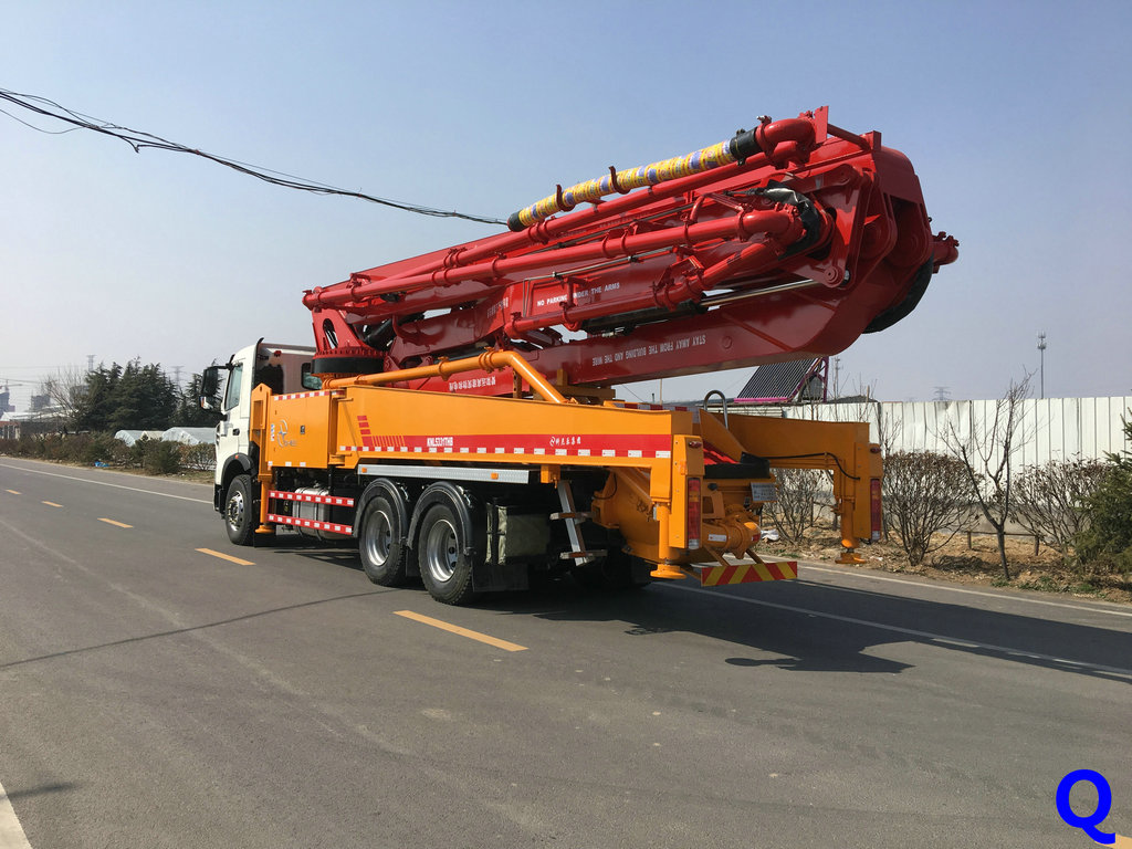 小型混凝土泵車,混凝泵車,科尼樂小型泵車,天泵 小型混凝土泵車,混凝泵車,科尼樂小型泵車,天泵