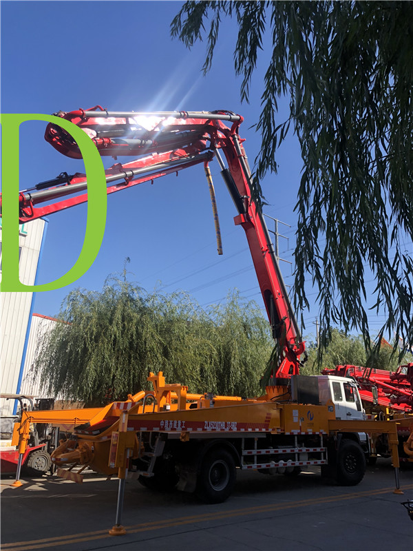 青島混凝土泵車(chē)價(jià)格 (9)