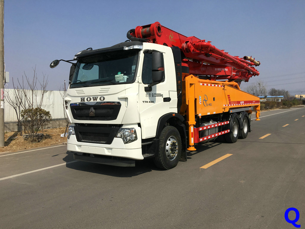 小型混凝土泵車。天泵，混凝土泵車，小型泵車