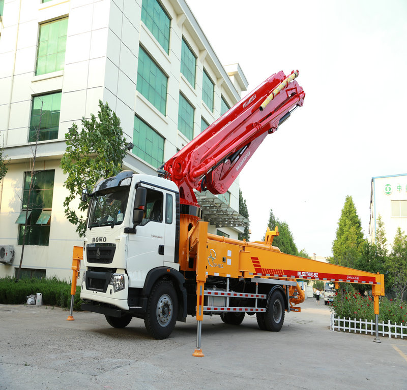 小型混凝土泵車,天泵,小型泵車,混凝土泵車 小型混凝土泵車,天泵,小型泵車,混凝土泵車