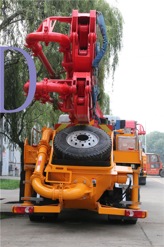 青島混凝土泵車價格 (3)